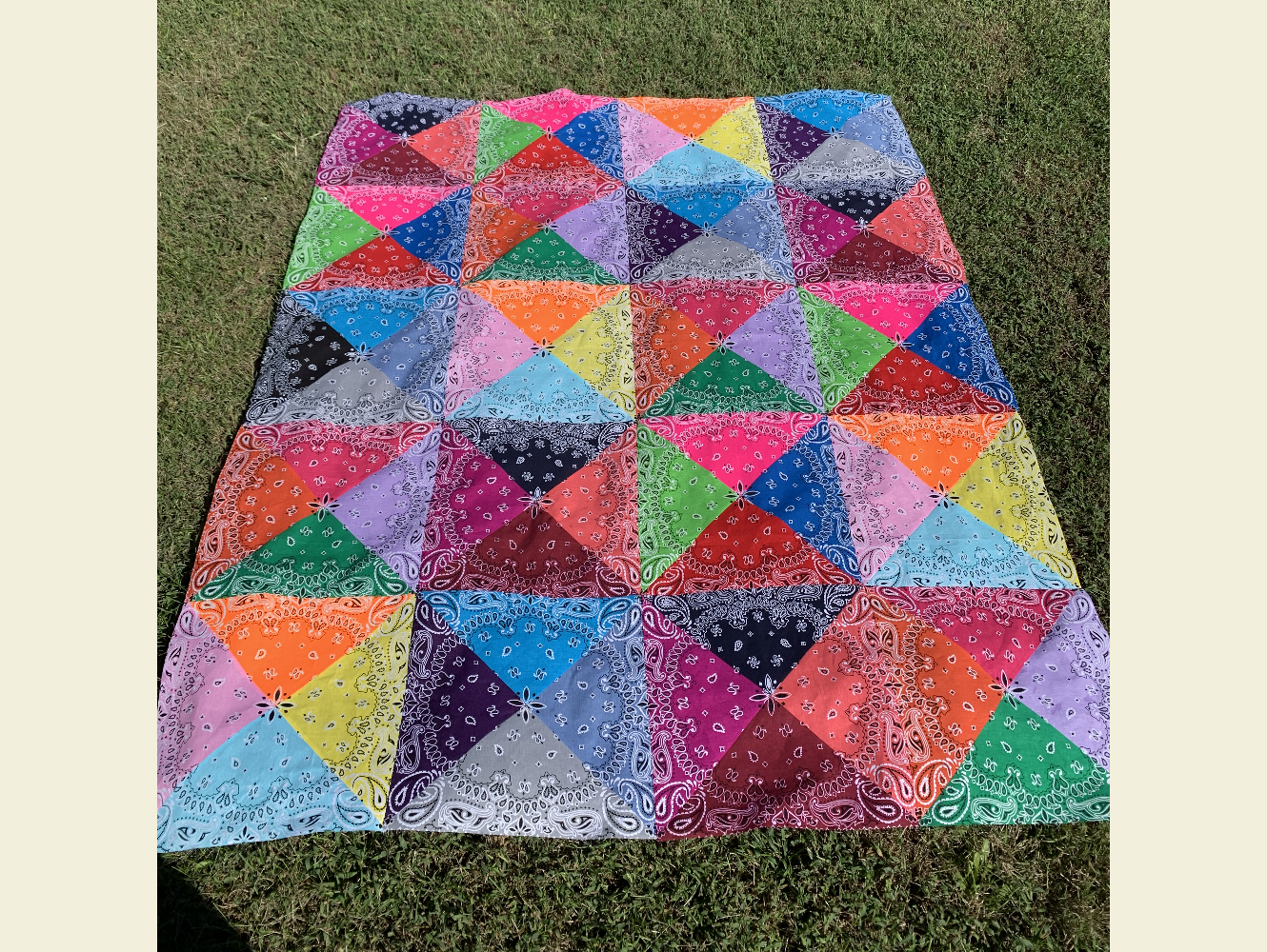 Big Block Bandana Quilt Pattern - Scrappy Hourglass Quilt Pattern - INSTANT DOWNLOAD